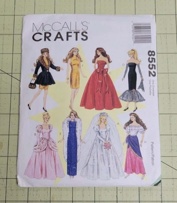 McCall's Pattern 8552 Crafts Doll Clothes Fashion c 1996.