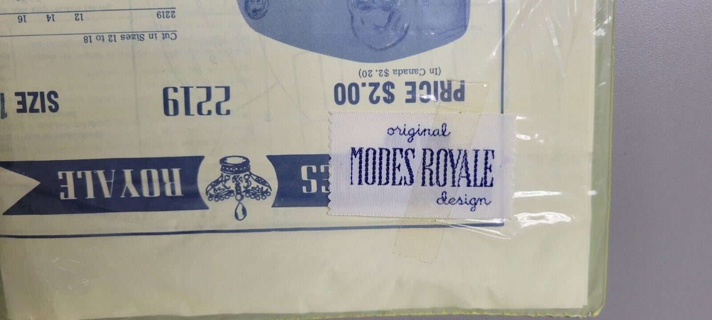 Modes Royal 2219 Pattern. 1960s Original Unopened. Size 14. Sheath Dress.