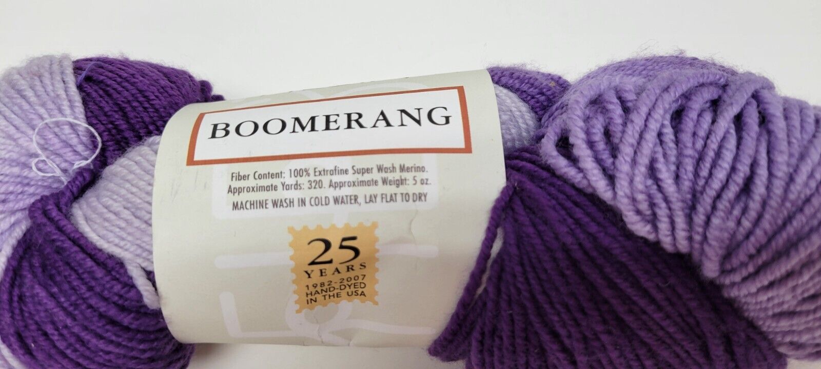 Extra fine Superwash Merino Wool Yarn 320 Yards. Purple Variegate Skein New