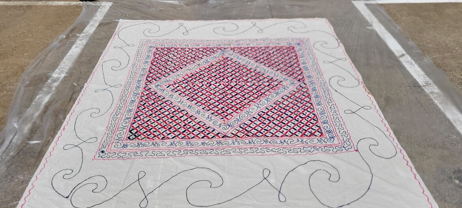 Vintage Embroidery Textile Full Bed Cover Red Blue Design