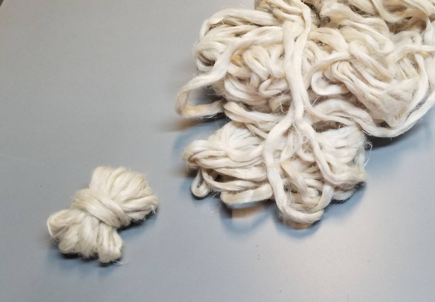 Hemp Fiber Sliver Undyed Top Roving. Bleached Degummed. Great for Spinning, Knitting, Weaving, and Dyeing