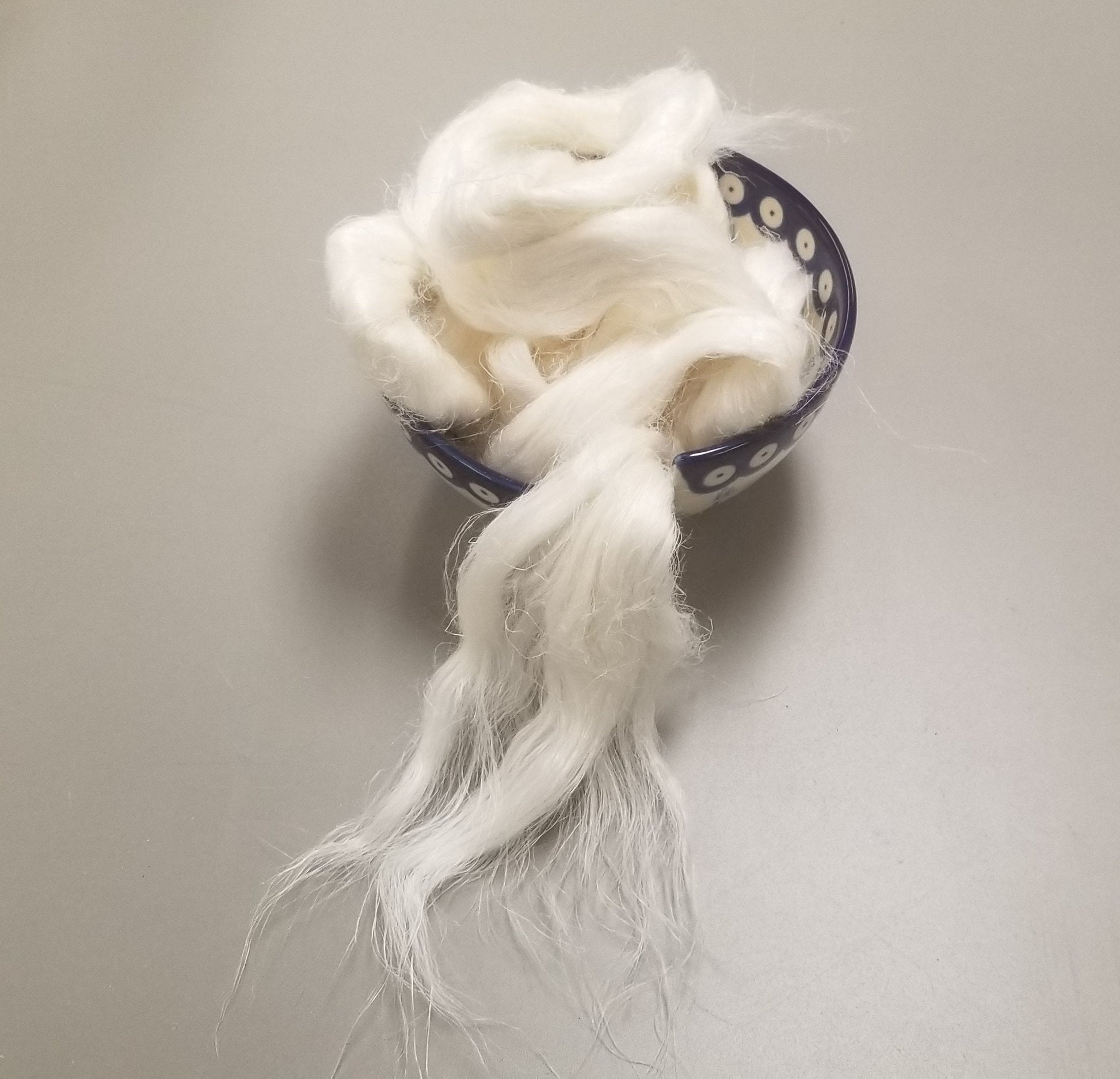 Flax Fiber. 4 oz Sliver Top Roving. Bleached White. Great for Dyeing, Spinning, Knitting, Weaving, Felting and Doll Making.