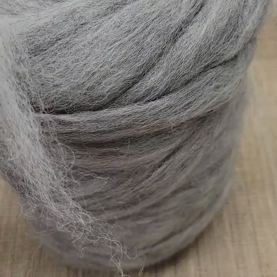 Alpaca Wool Fiber - Gray - 16 oz Pin Draft Roving. Great for Weaving, Fiber Arts, Knitting, Spinning, Crochet